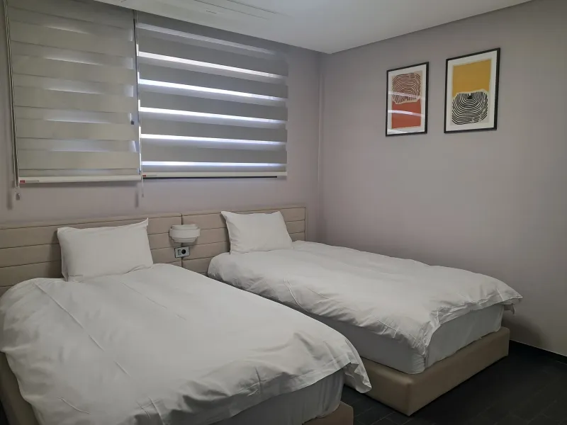 [Seongsan, Seogwipo] Private, luxurious marble penthouse with ocean views, 3rd floor, F4 5