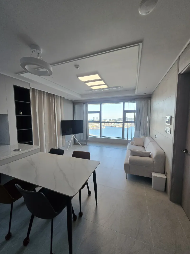 [Dong-gu, Busan] Busan Port Ocean View Emotional Accommodation 8