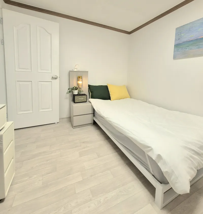 [Seodaemun, Seoul] 5 minutes from Myongji University, 20 minutes from DMC. Up to 3 people. 11