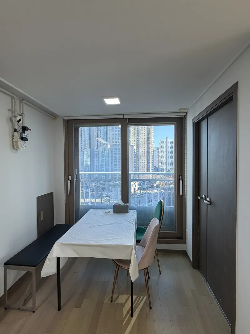 [Songpa, Seoul] Lotte World Tower View Apartment near the Station in Songpa-gu 9