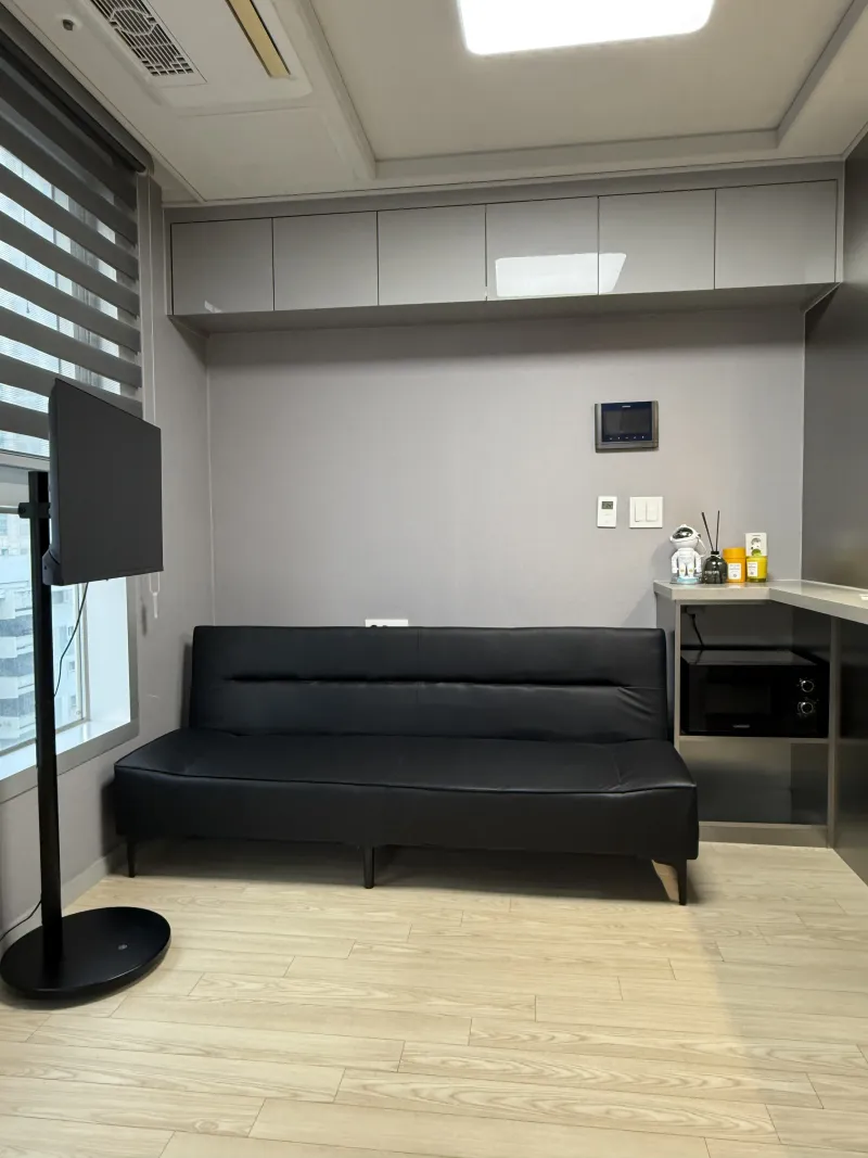 [Jongno, Seoul][Seoul Jongno Dongmyo] Two-room officetel for 4 people, TV, super close to the subway station NEW 17