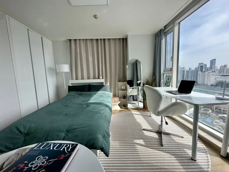 [Yongsan, Seoul] High-rise Luxury Studio with Han River View 3