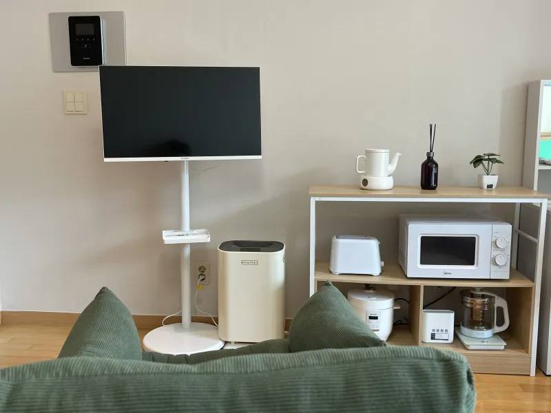 [Mapo, Seoul] 11th floor luxury, fully furnished, emotional one-room officetel connected to Mapo Station 20