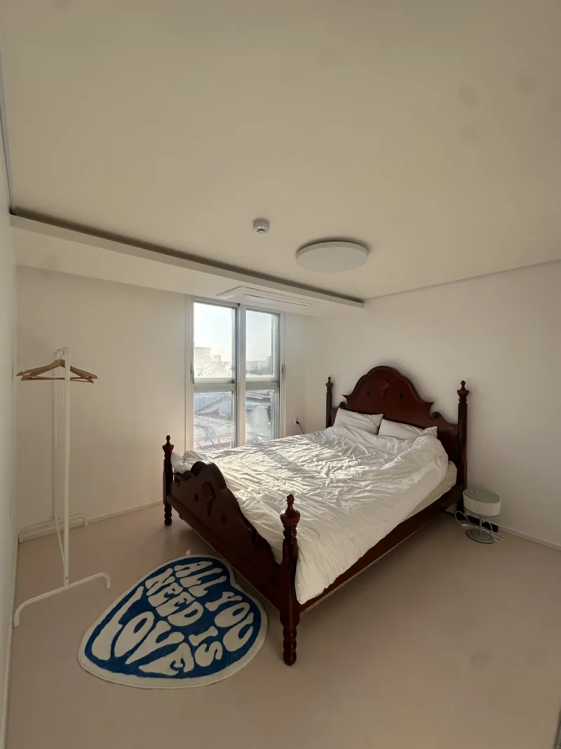 [Suwon] Suwon Maegyo Station 3-room modern room 2