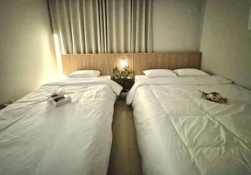 [부산 동구][부산역 7분] 감성 오션뷰 신축 투룸 6인 2