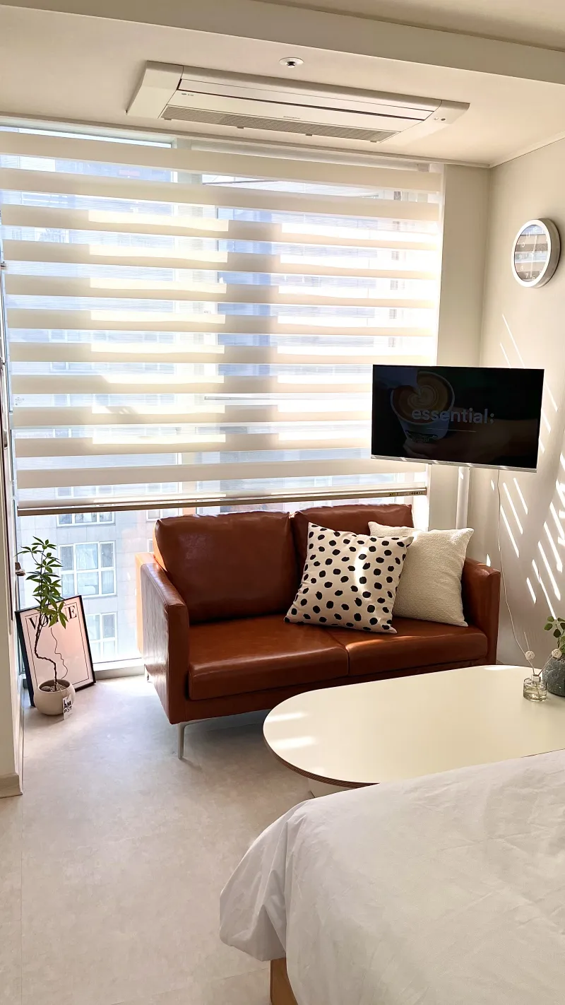 [Mapo, Seoul] 3-minute walk from Mapo-gu Office Station, Hongdae/Hapjeong/Sangam triple living area 4