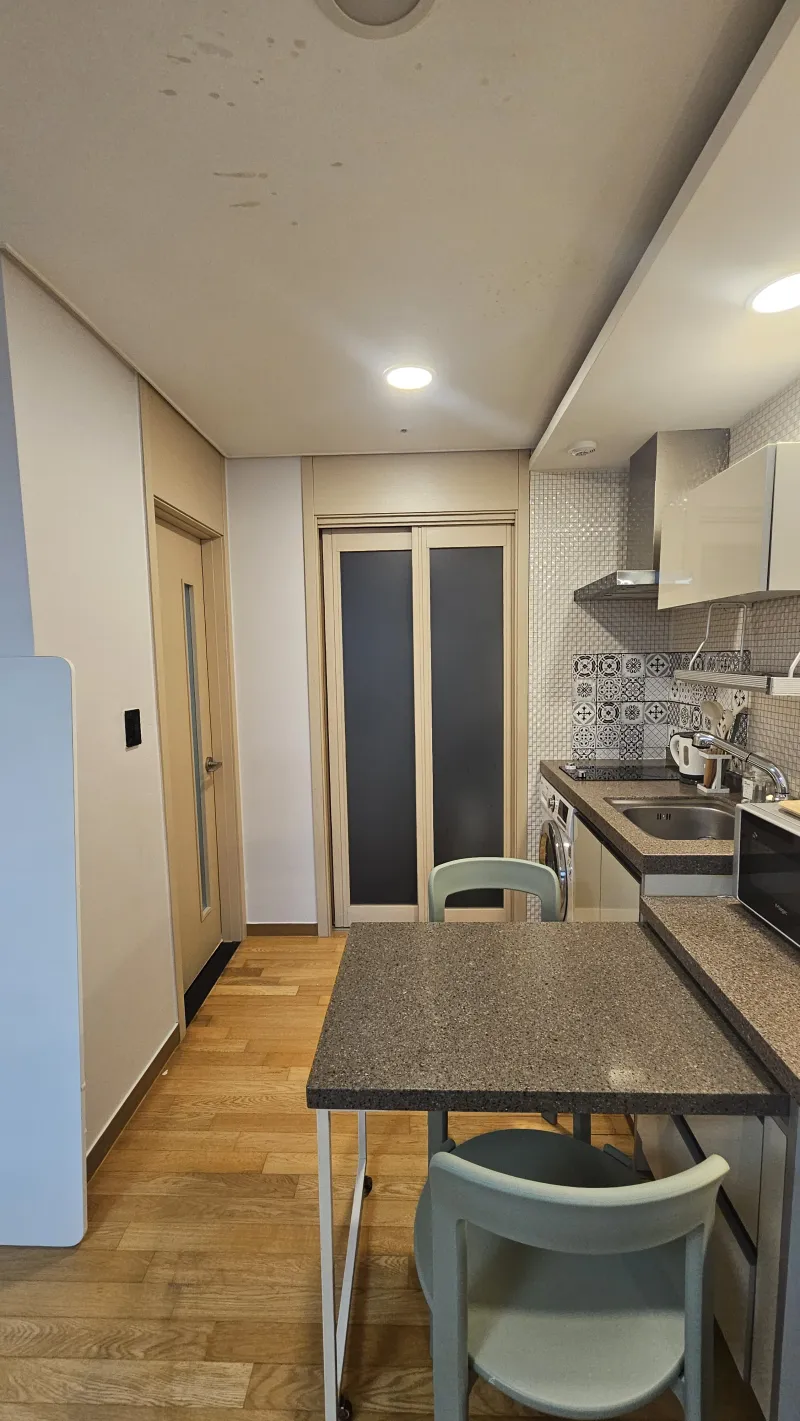 [Songpa, Seoul] 3 minutes from Sports Complex Station, Lines 2 & 9, Jamsil, Gangnam, Samsung, Konkuk Univ. 11