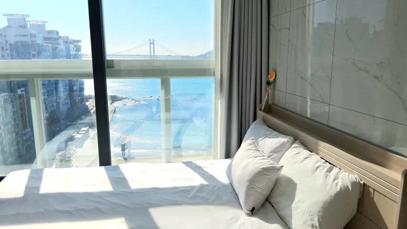 [부산 수영] 광안리 오션뷰 침대2개 깨끗한 원룸 3