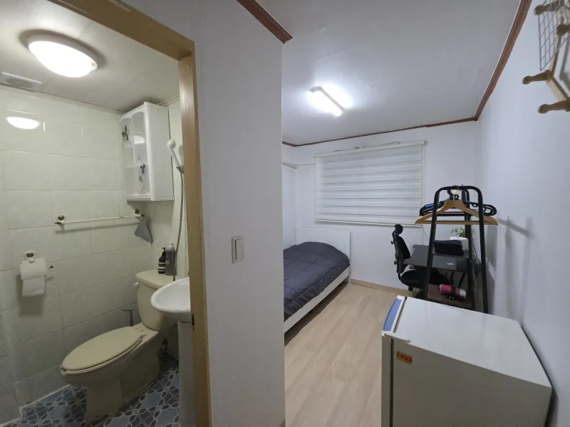 [Gwanak, Seoul] 10-minute walk from subway station #101 and bus stop #ValueForMoney #Quiet 4