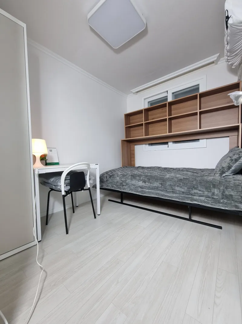 [Seongdong, Seoul] Seongsu-dong one-month living share house 1 minute from the Han River 5