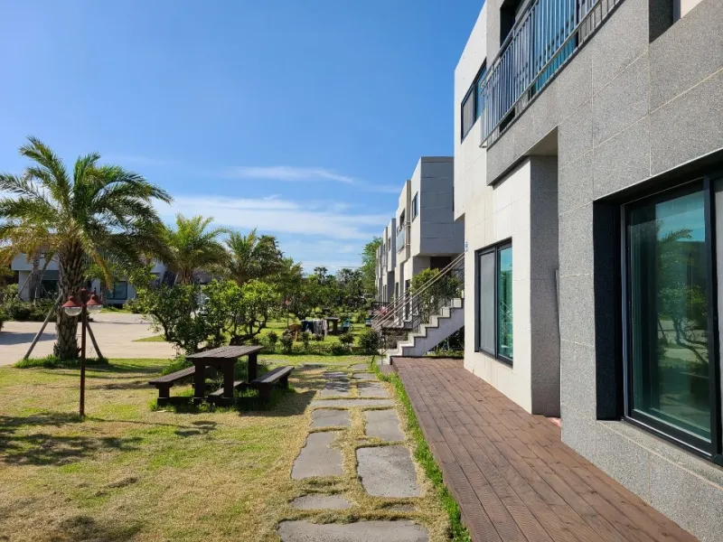 [Pyoseon, Seogwipo] Pyoseon/Pet-friendly main building with a view of the botanical garden, 36 pyeong 10