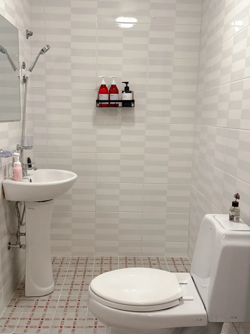[Mapo, Seoul] Fully furnished apartment in prime location near Hongik University Station and Hapjeong Station. 9