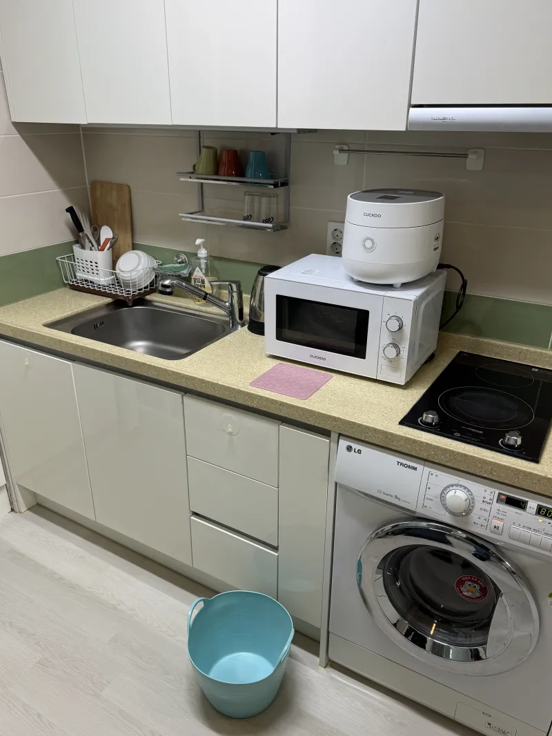 [Haeundae, Busan] 1 minute from Jungdong Station 14