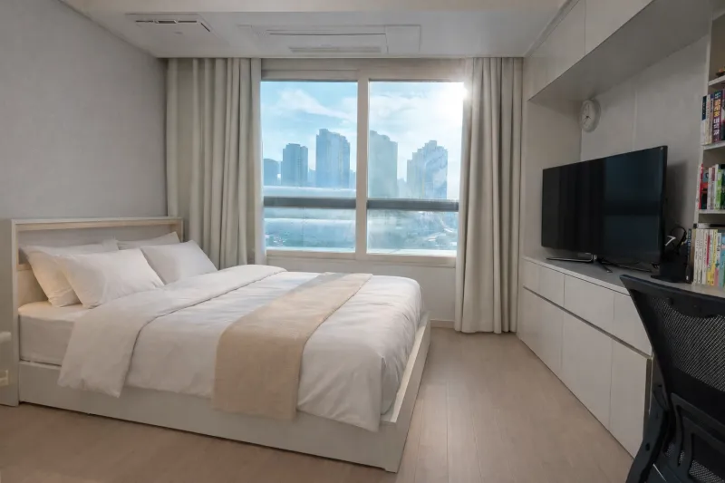 [Gwangmyeong][Iljik-dong] Fully Furnished / Free Parking & Gym / Gwangmyeong Station, IKEA, Costco, Chung-Ang University Hospital 2