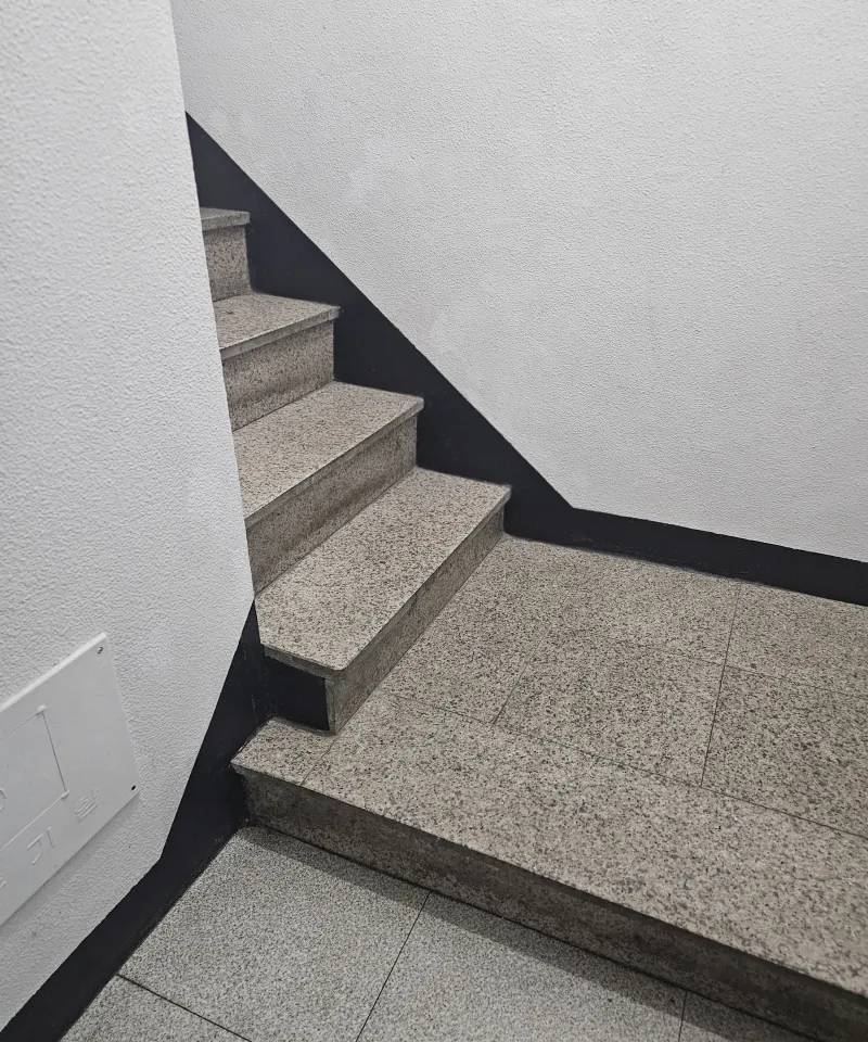 [Gangnam, Seoul] Studio apartment in the heart of Gangnam, near Sinsa Station, Garosu-gil 31