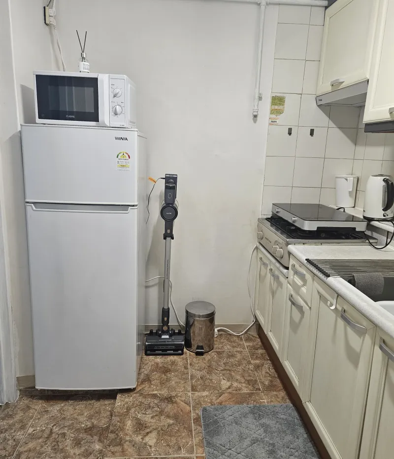 [Gangnam, Seoul] Studio apartment in the heart of Gangnam, near Sinsa Station, Garosu-gil 19