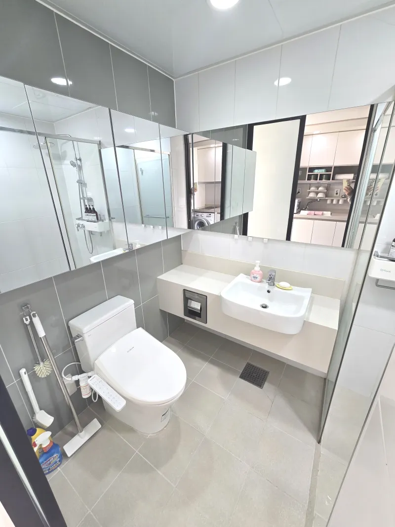 [Gwanak, Seoul] A south-facing, open-view, built-in pool option near Seoul National University Station 11