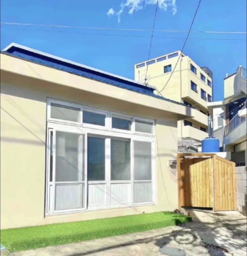 [서귀포 신효동] 동화 속 시골집, 노란 주방과 돌담 마당이 예쁜 집 23