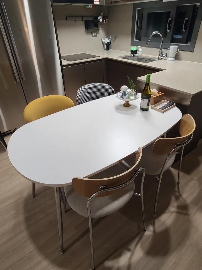 [Mapo, Seoul] Best location, 3-minute walk from Aeoge Station/Ahyeon Station/Gongdeok, full-service apartment/newly built in Banryeo-dong 23
