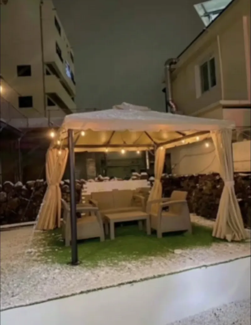 [서귀포 신효동] 동화 속 시골집, 노란 주방과 돌담 마당이 예쁜 집 19