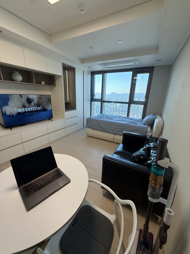 [Dongdaemun, Seoul] Stay at Korea University, Hanyang University, Kyunghee University, and Hankuk University of Foreign Studies in the high-rise buildings near Cheongnyangni Station. 10