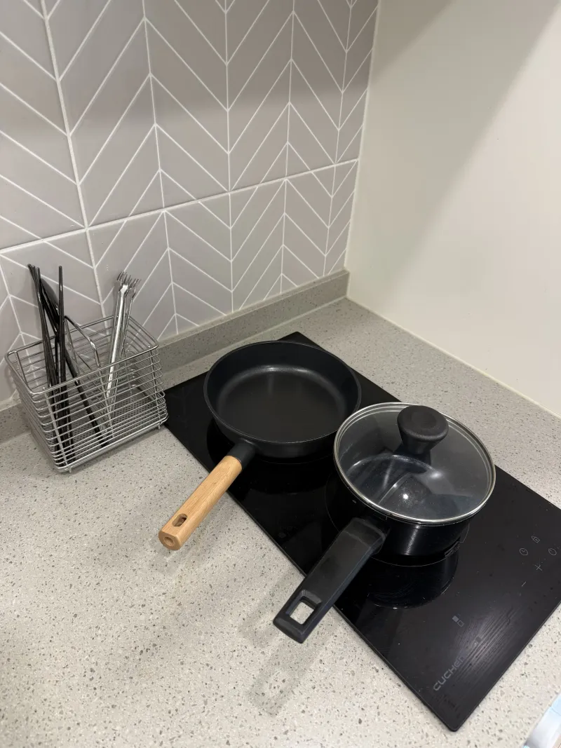 [Dongdaemun, Seoul] Stay at Korea University, Hanyang University, Kyunghee University, and Hankuk University of Foreign Studies in the high-rise buildings near Cheongnyangni Station. 19