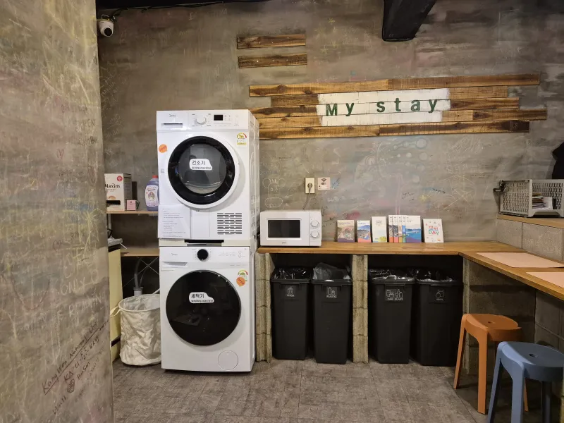 [Jung-gu, Busan][Busan Nampo/Jagalchi] 3-minute walk to Subway, Food Street, and International Market, ♡Fully Amenities Stay♡ 17