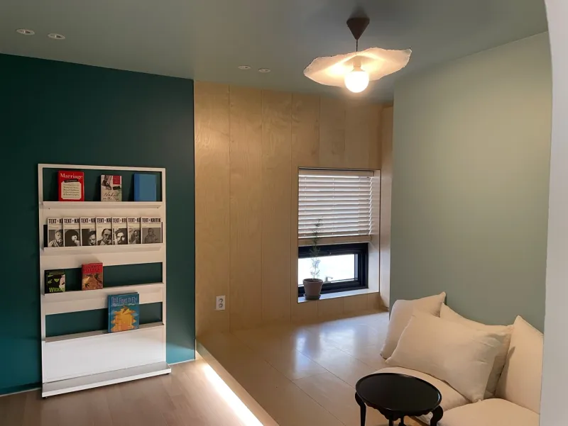 [Gangneung][Gangneung, Gangwon-do] A pretty two-story house with the sound of waves 6