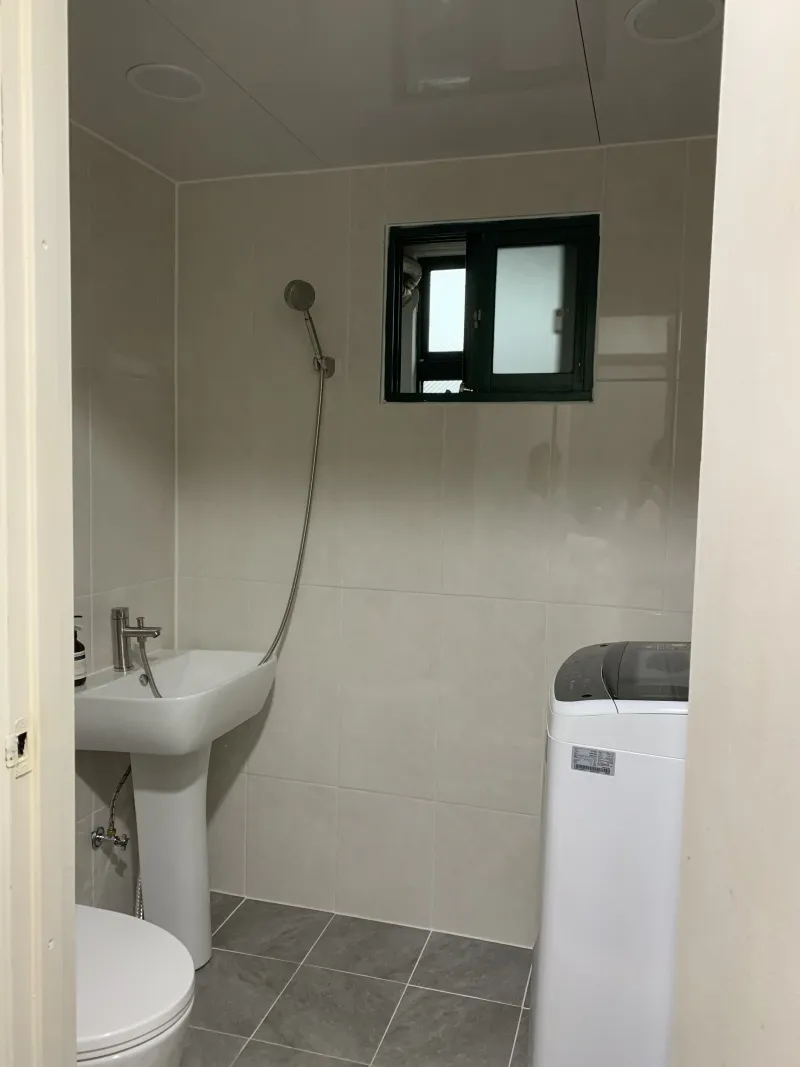 [Dong-gu, Daegu] 5-minute walk from Shinsegae Station, Dongdaegu Station, Room 5 11