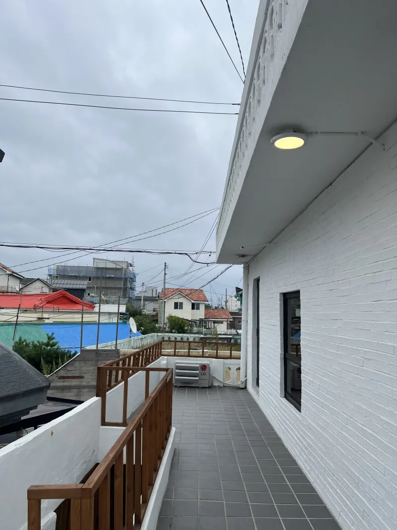 [Gangneung][Gangneung, Gangwon-do] A pretty two-story house with the sound of waves 20