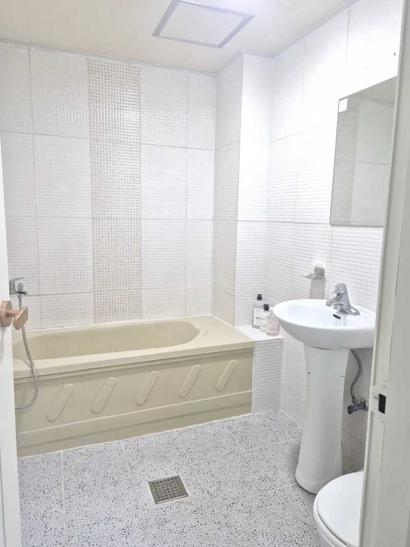 [Jung-gu, Busan][Busan Nampo/Jagalchi] 3 minutes from Subway, Food Street, and International Market, ♡Fully Amenity-Style Stay♡ 10