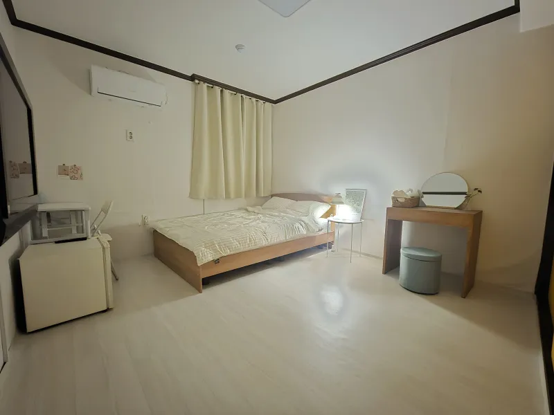 [Jung-gu, Busan][Nampo Jagalchi] 3 mins from Subway, International Market, Kkangtong Market ♡Fully Amenity-Style Stay♡ 9