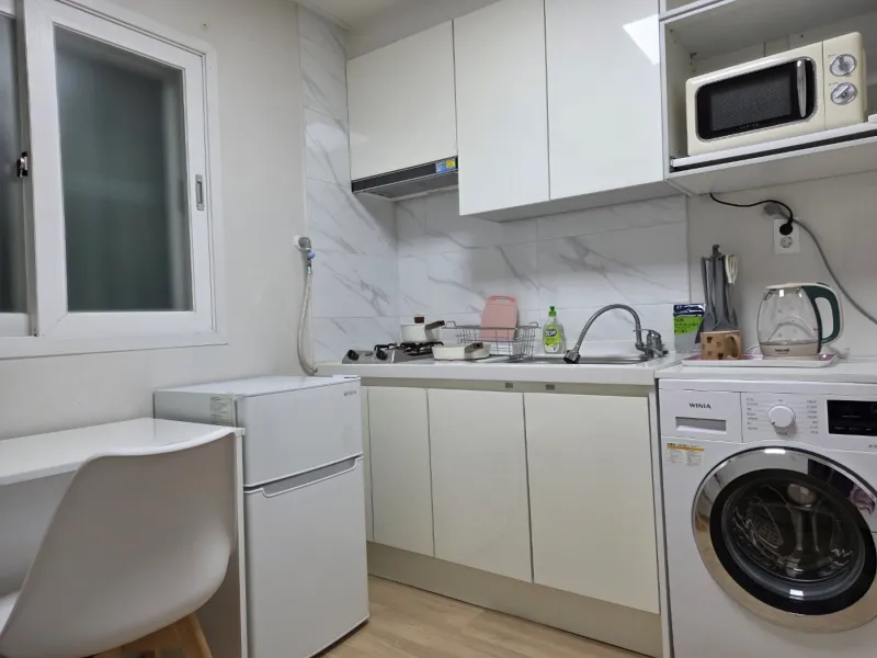 [Geumjeong, Busan] Remodeled studio apartment 7 minutes walk from Busan National University Station 5