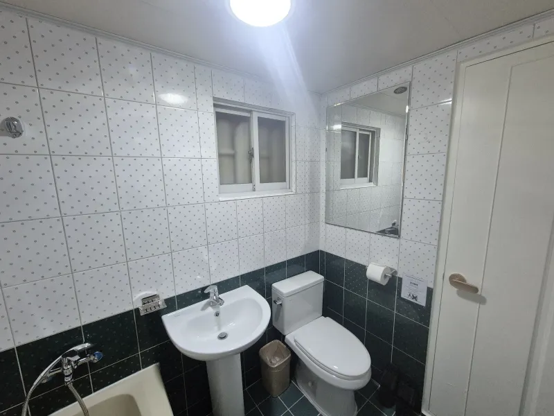 [Jung-gu, Busan][Nampo Jagalchi] 3 mins from Subway, International Market, Kkangtong Market ♡Fully Amenity-Style Stay♡ 11