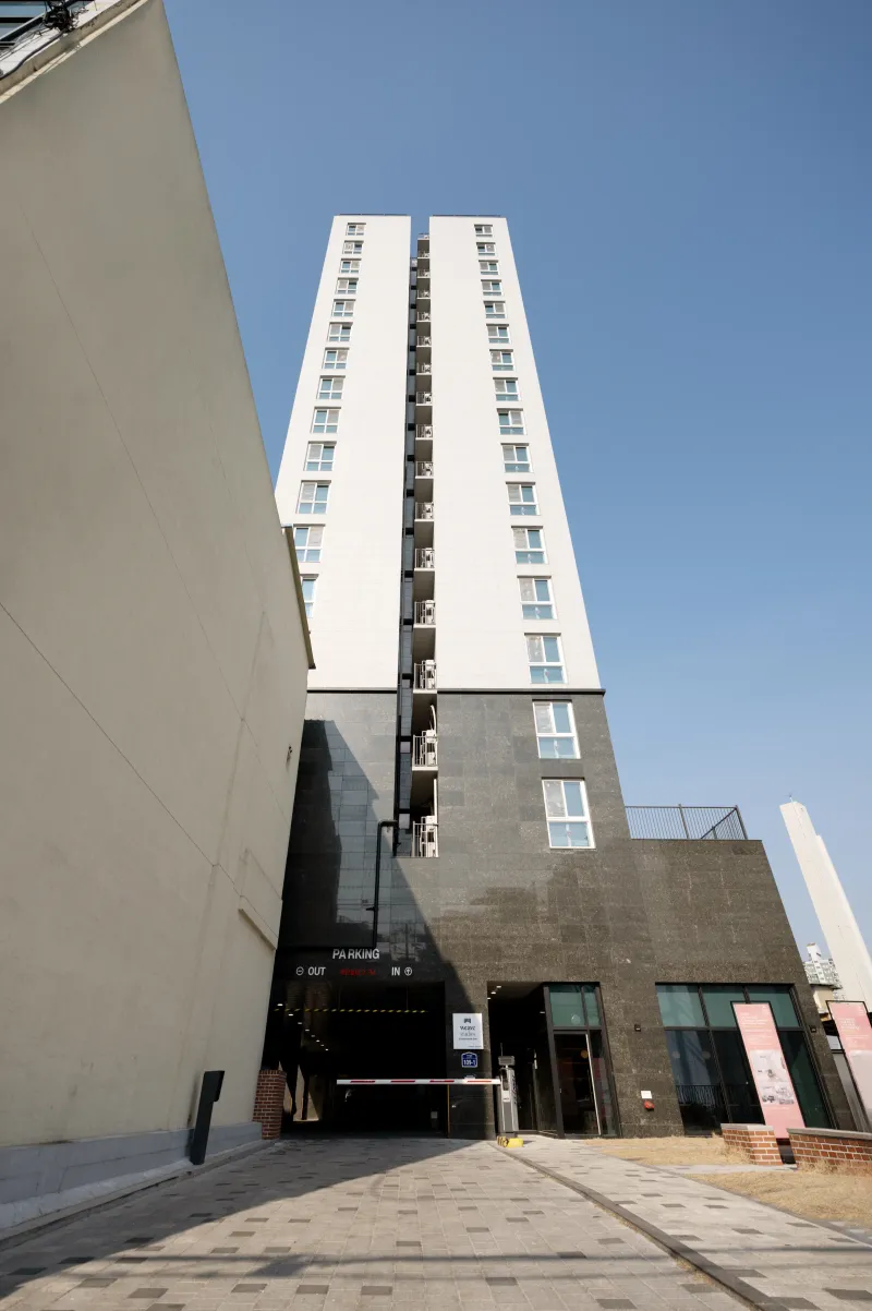 [Dongdaemun, Seoul] Fully furnished 2-room officetel with community facilities 8