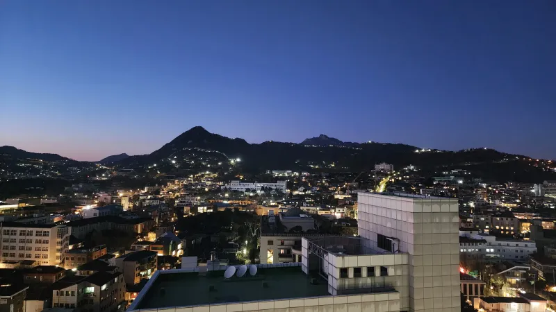 [Jongno, Seoul] Gyeongbokgung Palace/Changdeokgung Palace/Bukchon Hanok Village/Jongno/Top-floor City View Officetel 23