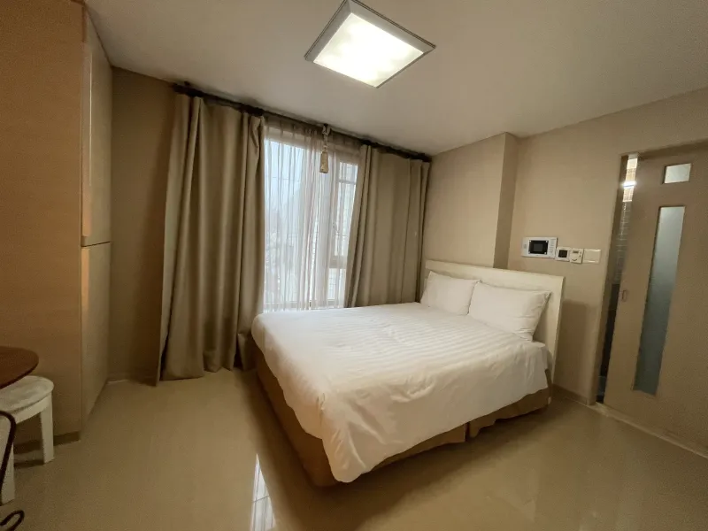 [Yongsan, Seoul] A clean and quiet fully furnished studio apartment, 1 minute from Itaewon Daiso. 3