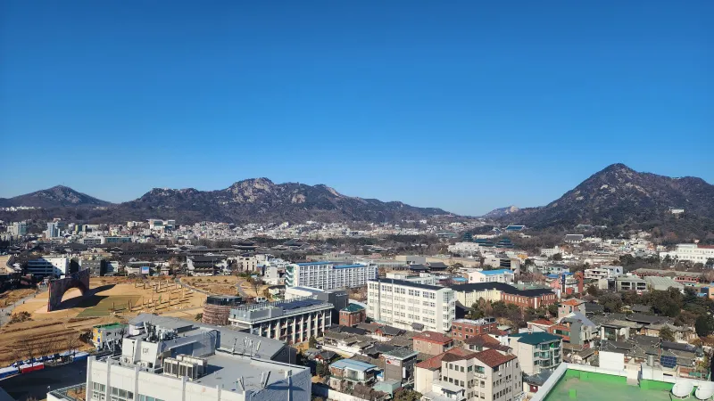 [Jongno, Seoul] Gyeongbokgung Palace/Changdeokgung Palace/Bukchon Hanok Village/Jongno/Top-floor City View Officetel 33