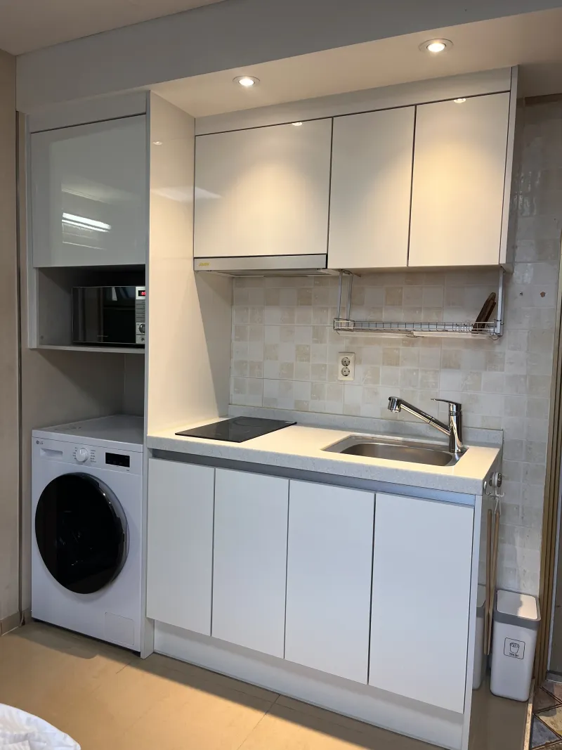 [Yongsan, Seoul] A clean and quiet fully furnished studio apartment, 1 minute from Itaewon Daiso. 7