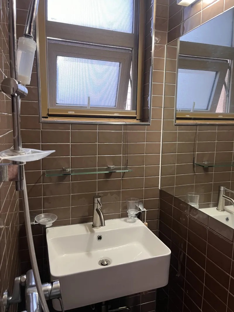 [Yongsan, Seoul] A clean and quiet fully furnished studio apartment, 1 minute from Itaewon Daiso. 9