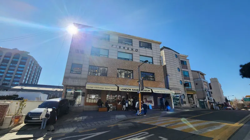 [Jongno, Seoul] Gyeongbokgung Palace/Changdeokgung Palace/Bukchon Hanok Village/Jongno/Top-floor City View Officetel 30