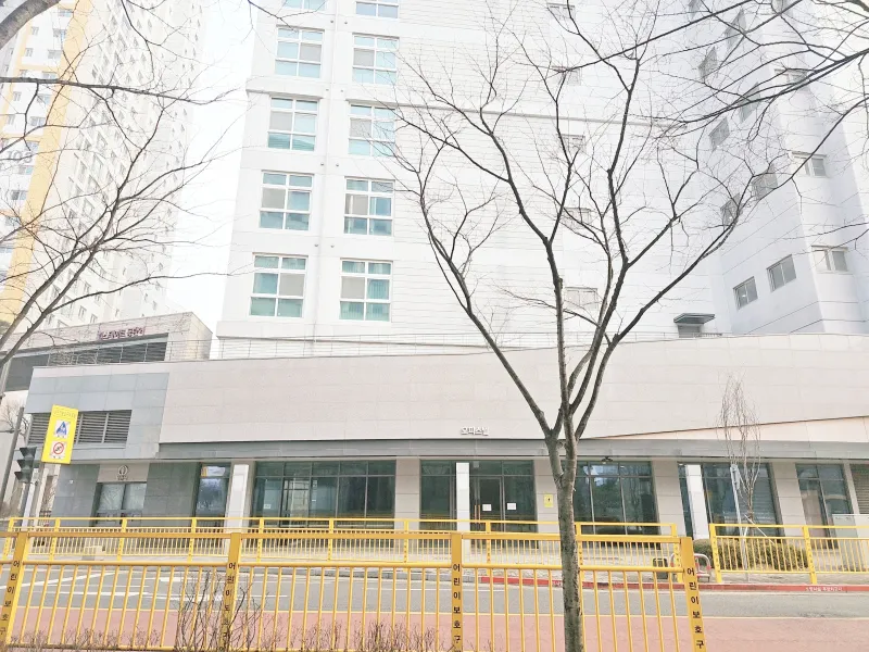 [Hwaseong] 5 minutes from Dongtan Station 21