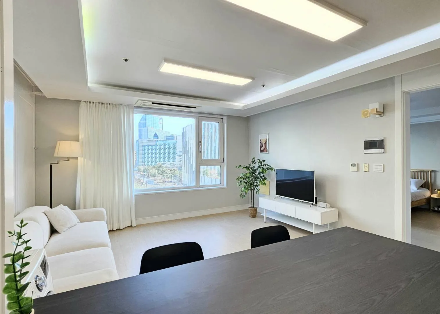 Gwanyang-dong 6-min to Station Three-Bedroom