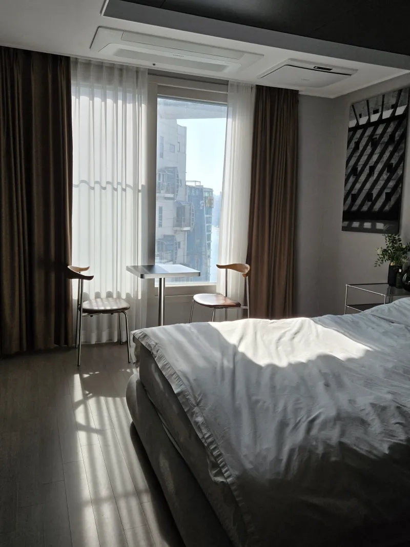[Suyeong, Busan] Milak Market, 16th floor with a view of Gwangalli Beach. 16
