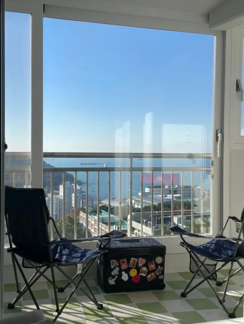 [Yeongdo, Busan] Fully furnished apartment with ocean view 3