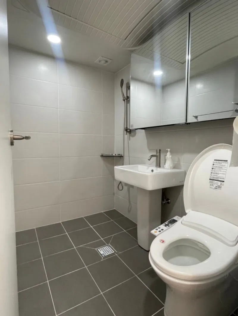 [Yeongdo, Busan] Fully furnished apartment with ocean view 10