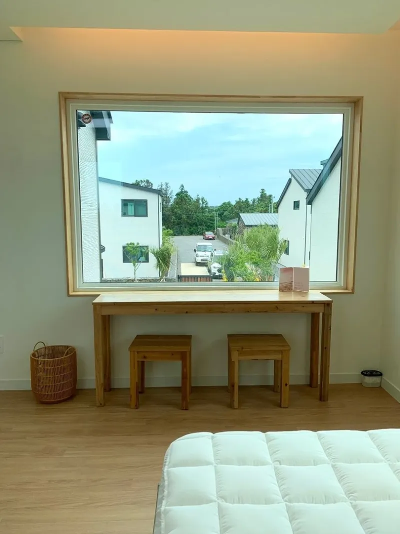 [Hangyeong, Jeju][West Jeju] Large Family/Kids-Friendly 2-Story Private Healing House with 3 Queen Beds 5