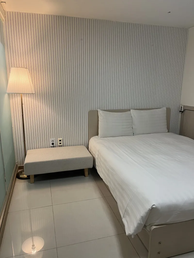 [서울 용산] 이태원역 도보5분거리, cozy studio 8