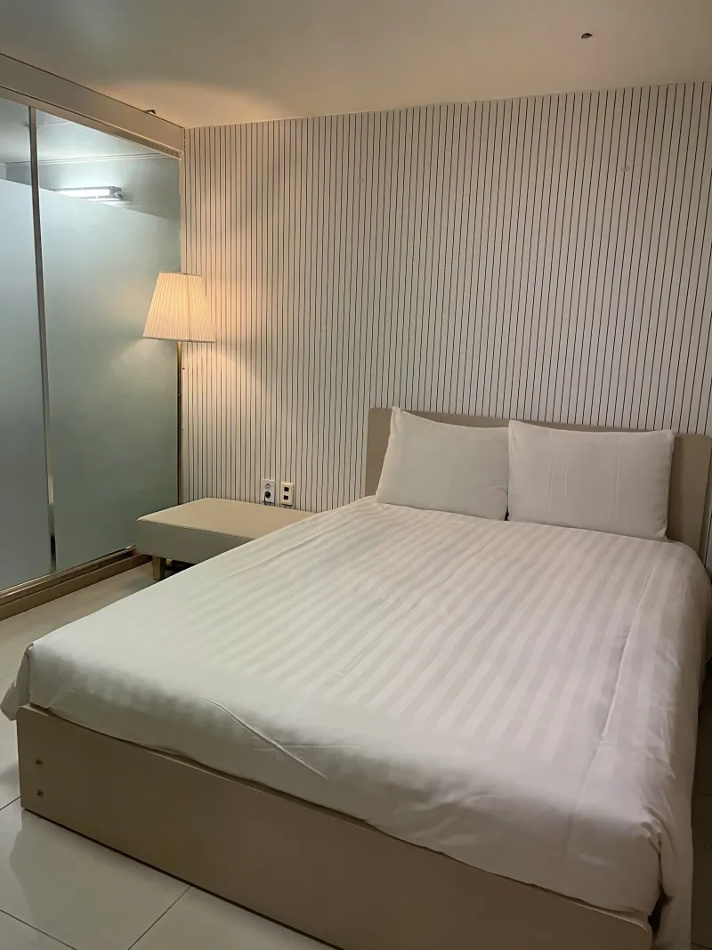 [서울 용산] 이태원역 도보5분거리, cozy studio 2