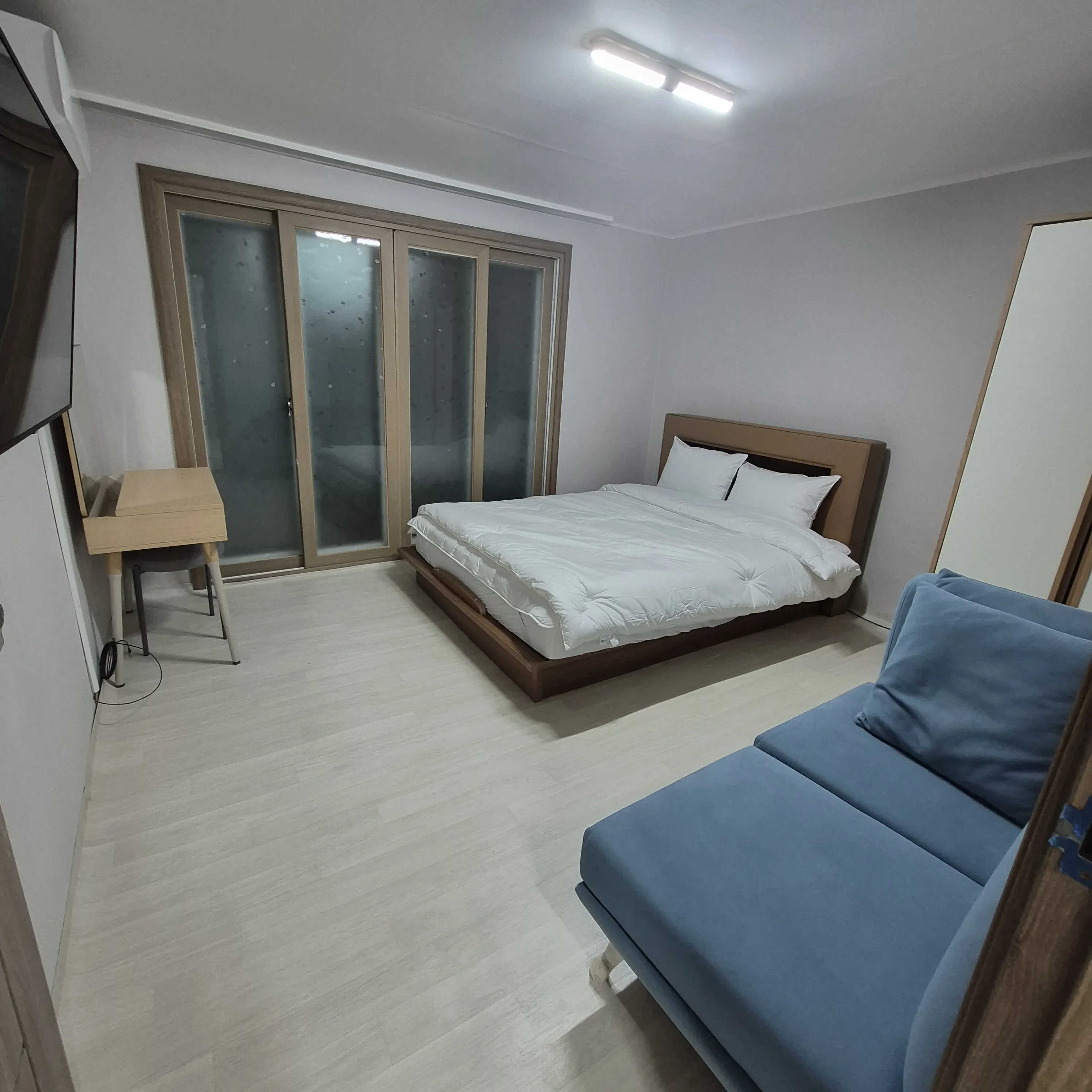One-Bedroom in Sacheon, Gyeongnam — 46m², sleeps 4, 1 bath
